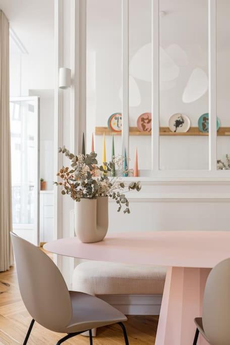 Beige Hospitalite - Apotheose Luxueux- 3 - Parking Prive Apartment